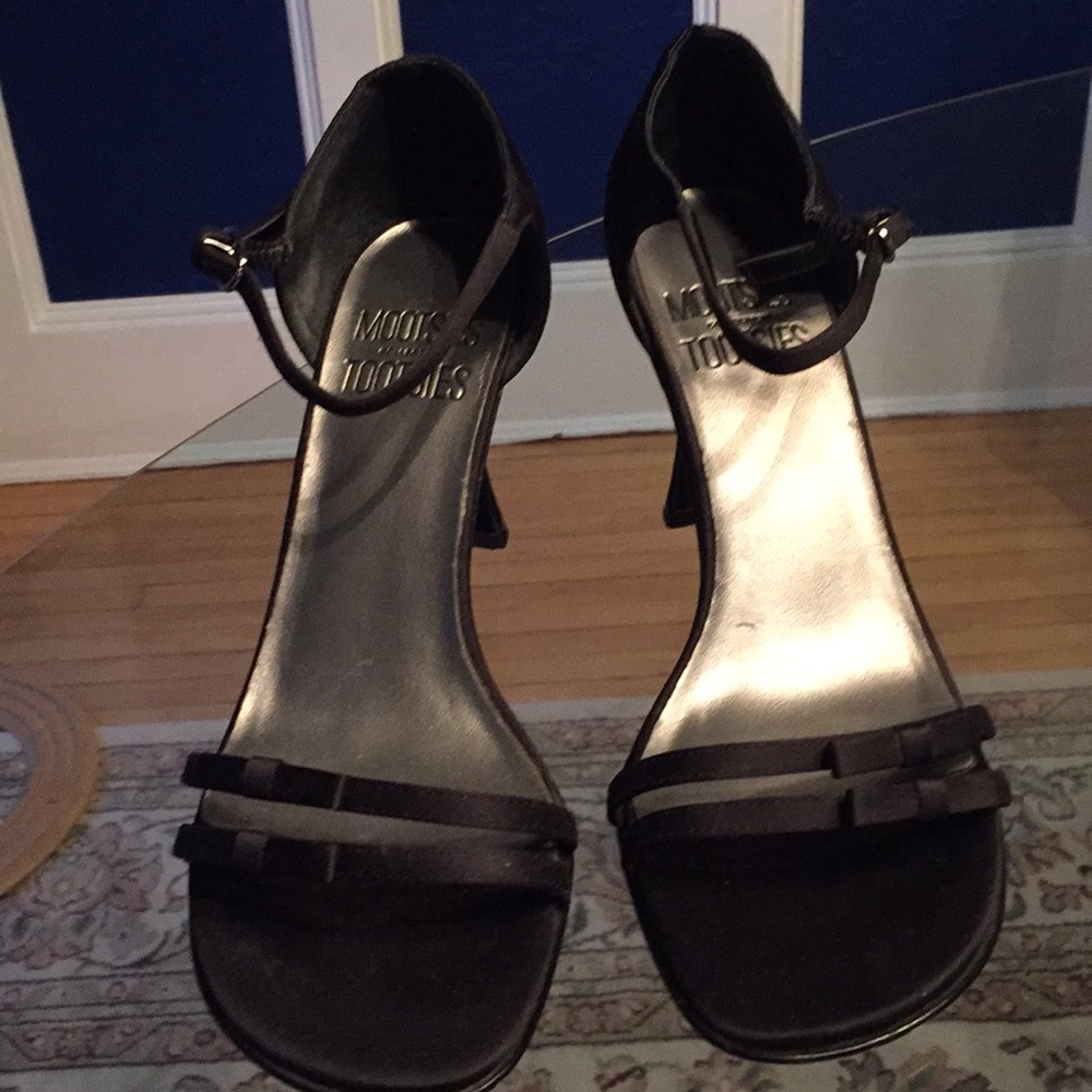 Black bow high heel peep toe